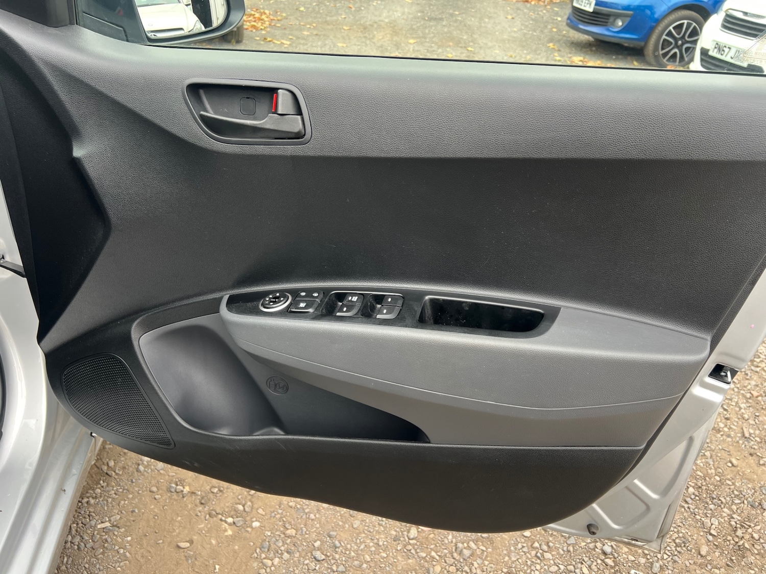 Used Hyundai i10 2019 for sale - 76312191: Photo 22