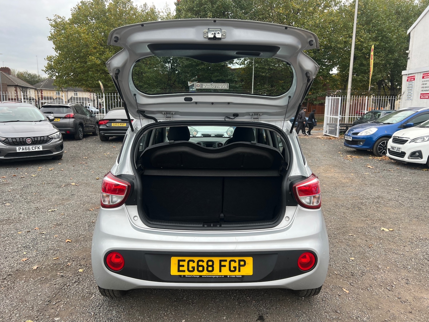 Used Hyundai i10 2019 for sale - 76312191: Photo 24