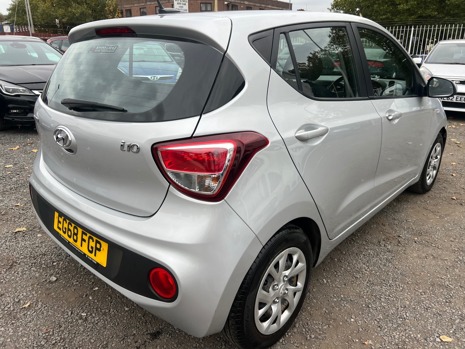 Used Hyundai i10 2019 for sale - 76312191: Photo 6