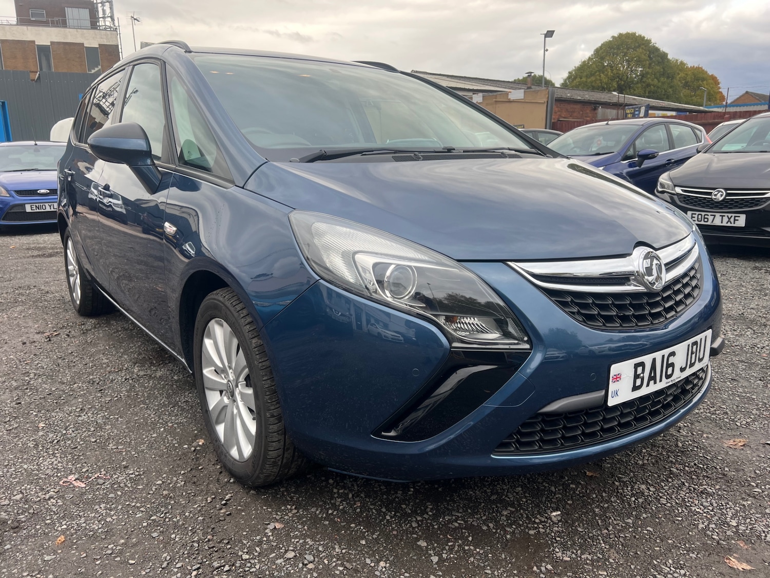 Used Vauxhall Zafira 2016 for sale - 76355396: Photo 2