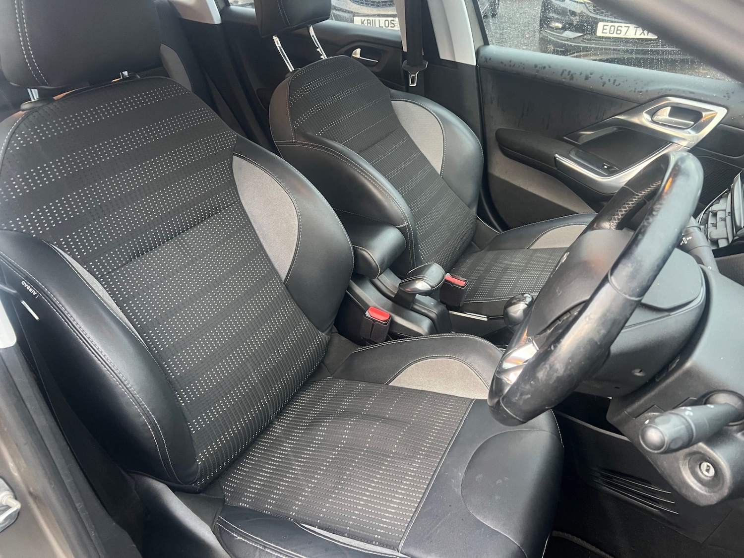 Used Peugeot 2008 2016 for sale - 76322519: Photo 12