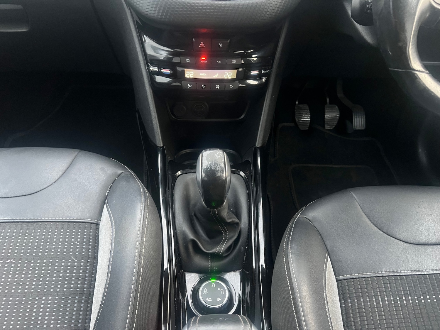 Used Peugeot 2008 2016 for sale - 76322519: Photo 16