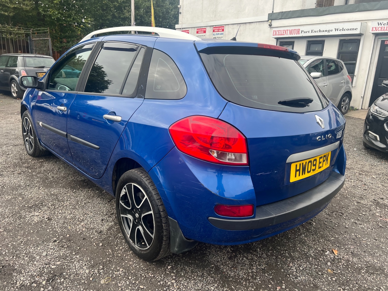 Used Renault Clio 2009 for sale - 76016671: Photo 4