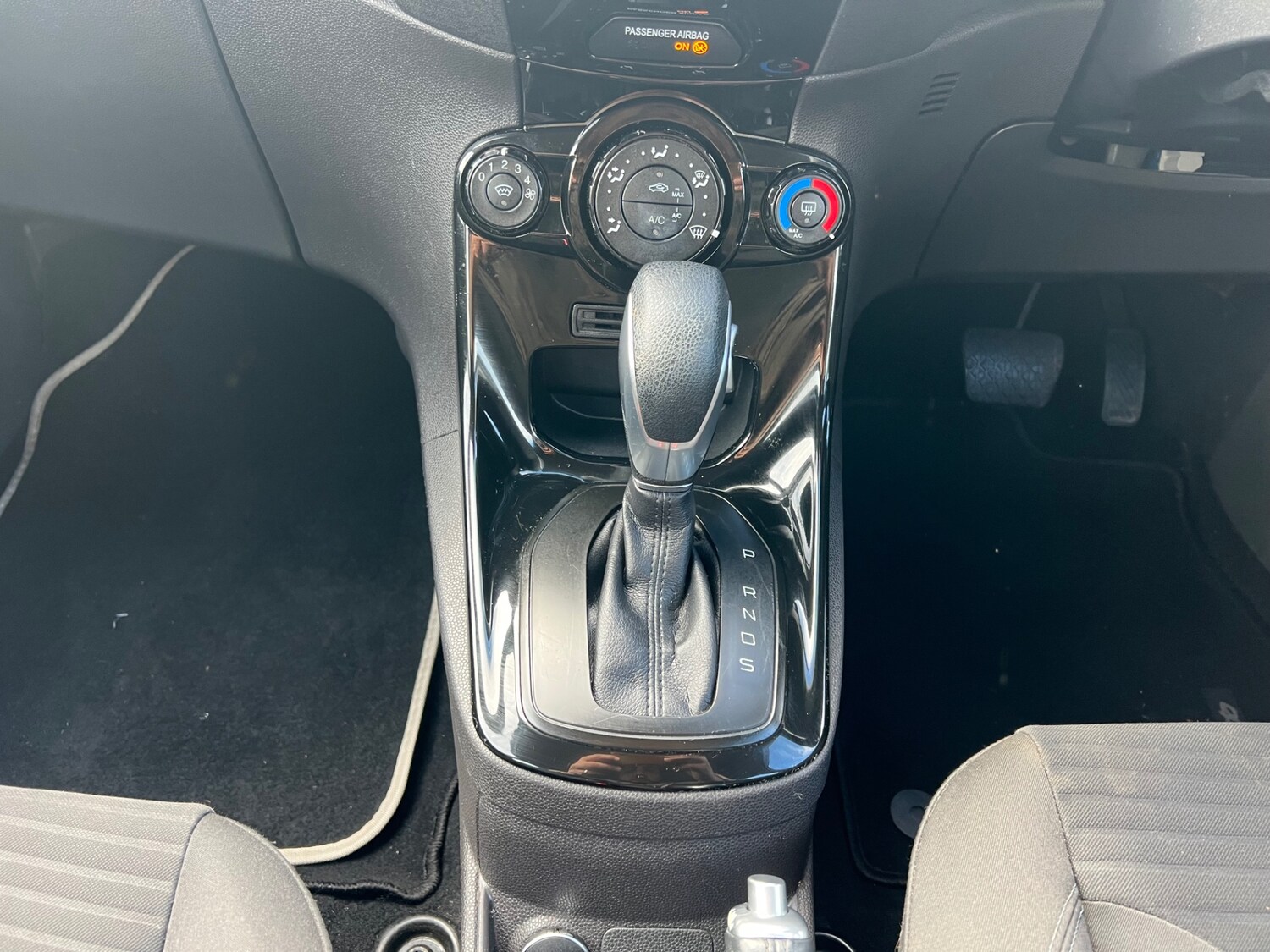 Used Ford Fiesta 2015 for sale - 76330050: Photo 13