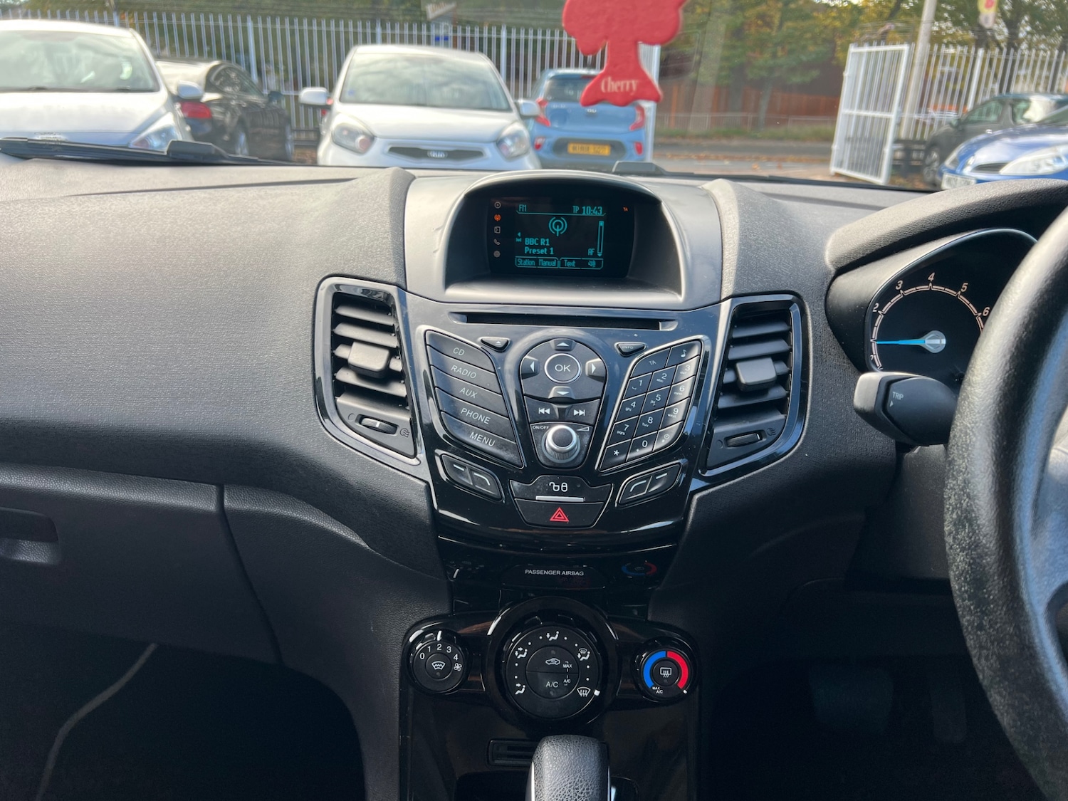 Used Ford Fiesta 2015 for sale - 76330050: Photo 17