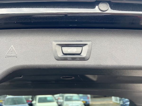 Used BMW 5 Series 2018 for sale - 76130922: Photo 26