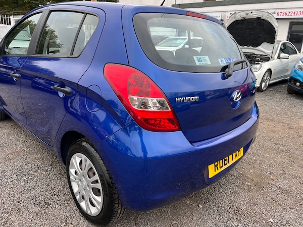 Used Hyundai i20 2011 for sale - 76290400: Photo 10