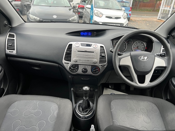 Used Hyundai i20 2011 for sale - 76290400: Photo 16