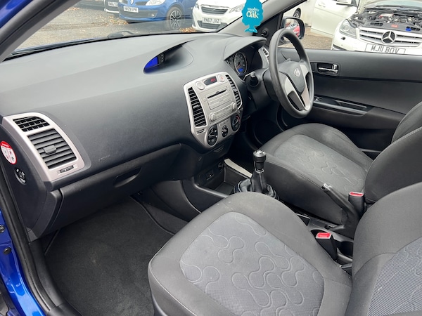 Used Hyundai i20 2011 for sale - 76290400: Photo 17