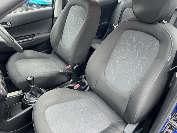 Used Hyundai i20 2011 for sale - 76290400: Photo 19
