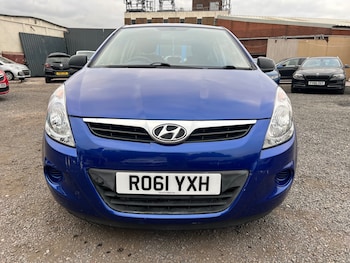 Hyundai - i20
