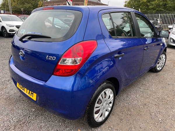 Used Hyundai i20 2011 for sale - 76290400: Photo 6