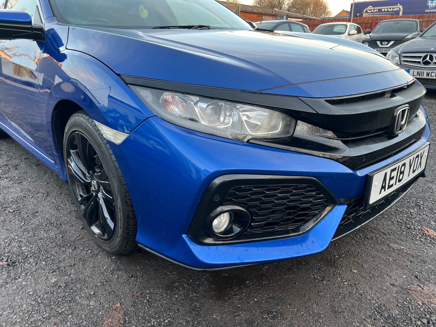 Used Honda Civic 2018 for sale - 76652851: Photo 11