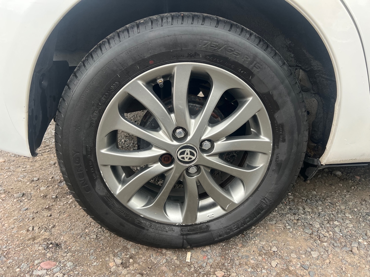 Used Toyota Yaris 2016 for sale - 76196293: Photo 23