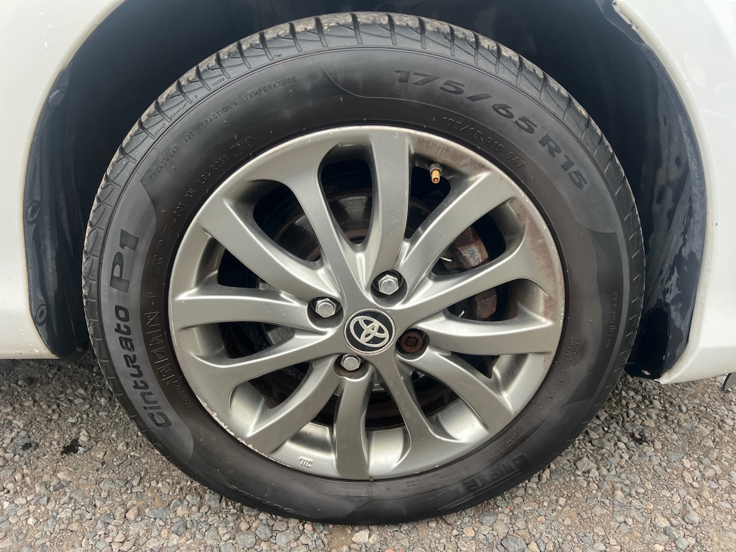 Used Toyota Yaris 2016 for sale - 76196293: Photo 24