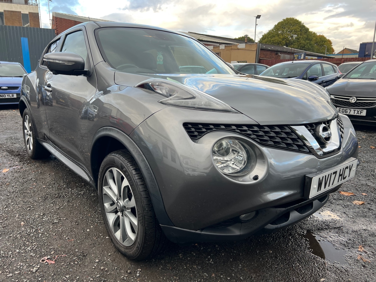 Used Nissan Juke 2017 for sale - 76332399: Photo 2