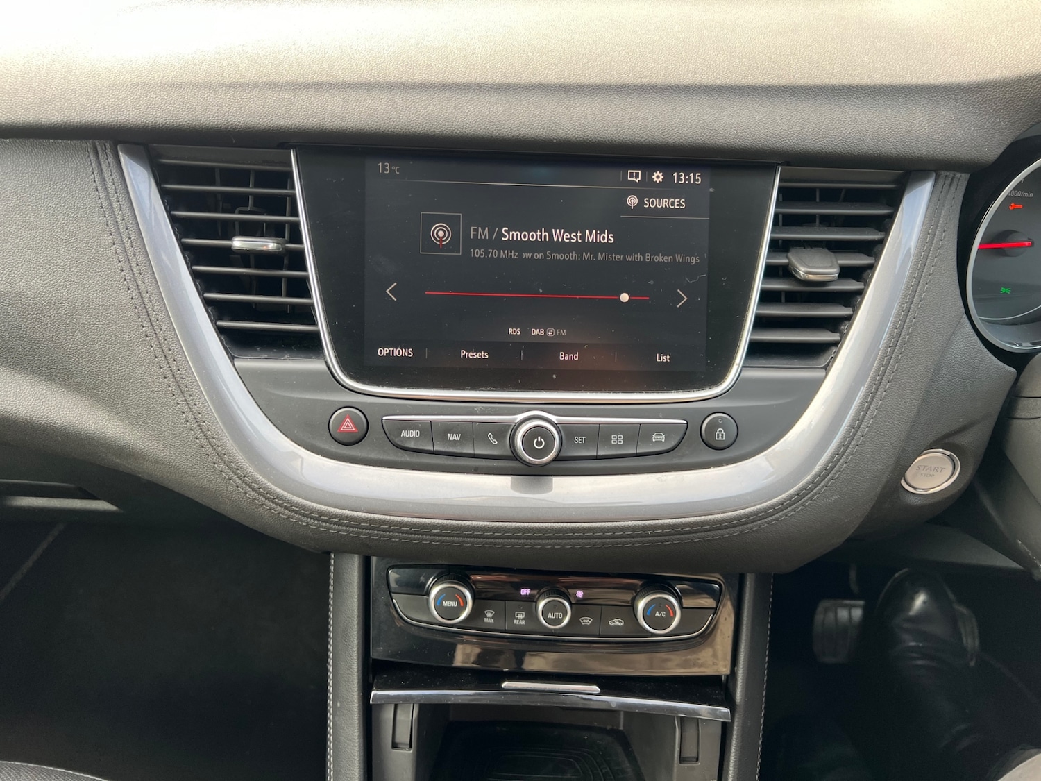 Used Vauxhall Grandland X 2018 for sale - 76332330: Photo 12