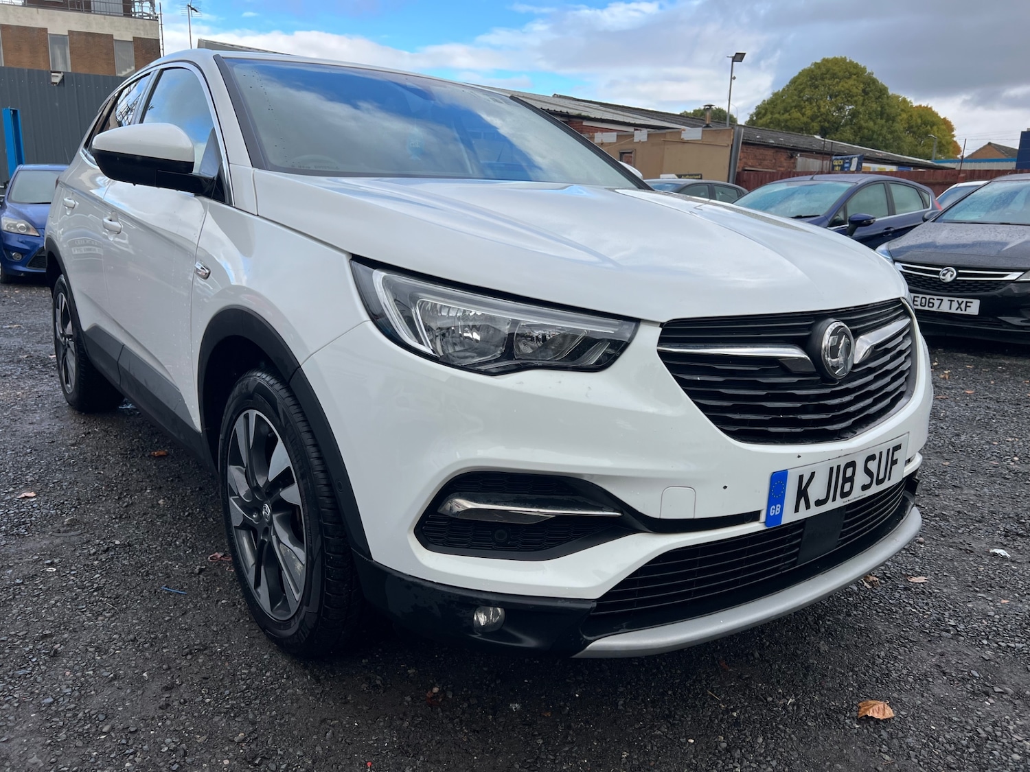 Used Vauxhall Grandland X 2018 for sale - 76332330: Photo 2