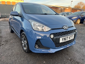Used Hyundai i10 2017 for sale - 76652899: Photo