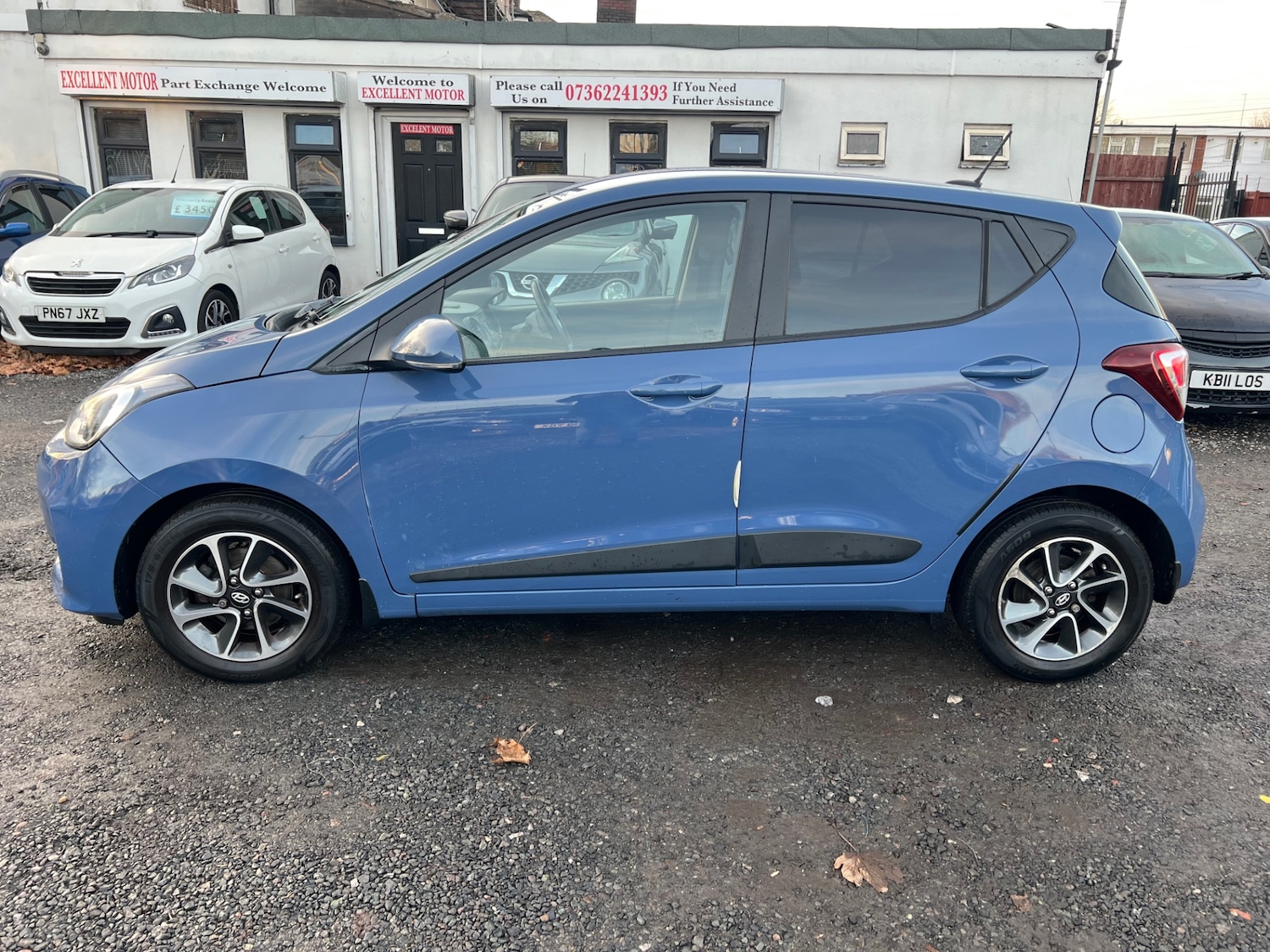Used Hyundai i10 2017 for sale - 76652899: Photo 7