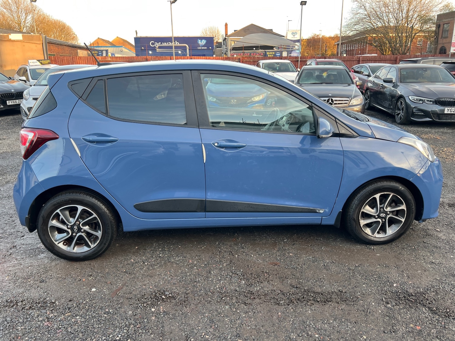 Used Hyundai i10 2017 for sale - 76652899: Photo 8