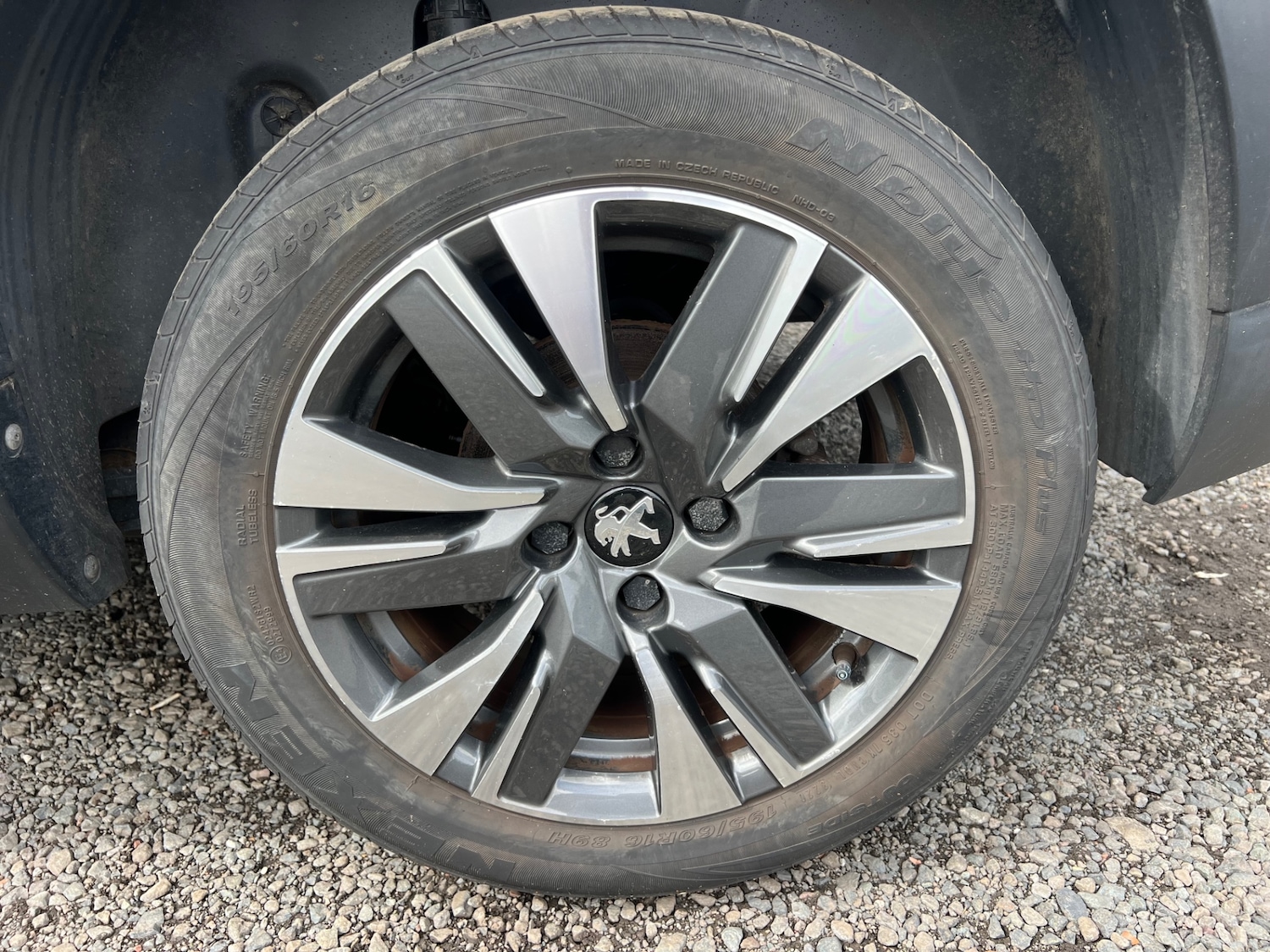 Used Peugeot 2008 2019 for sale - 75852417: Photo 28
