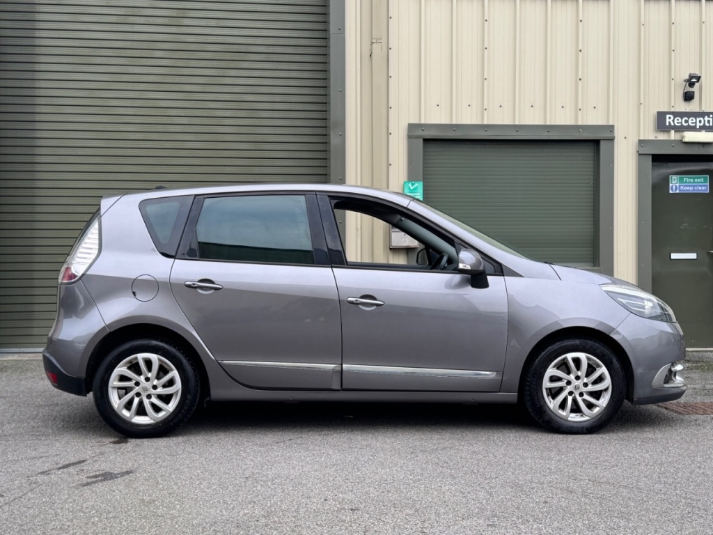 Used Renault Scenic 2015 for sale - 76961734: Photo 6