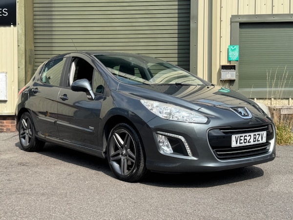 Used Peugeot 308 2013 for sale - 75474139: Photo 6