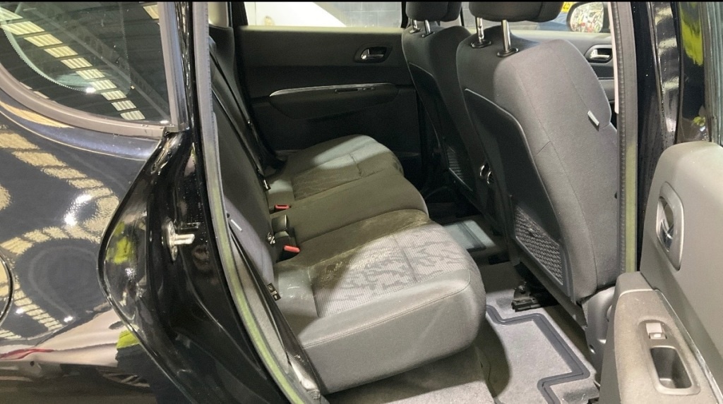 Used Peugeot 3008 2013 for sale - 77629243: Photo 8