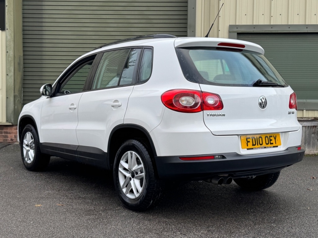 Used Volkswagen Tiguan 2010 for sale - 76329846: Photo 3