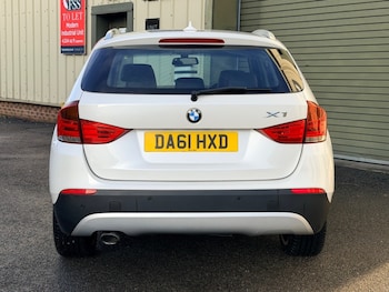 Used BMW X1 2011 for sale - 77200634: Photo