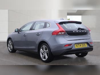 Used Volvo V40 2014 for sale - 79802926: Photo