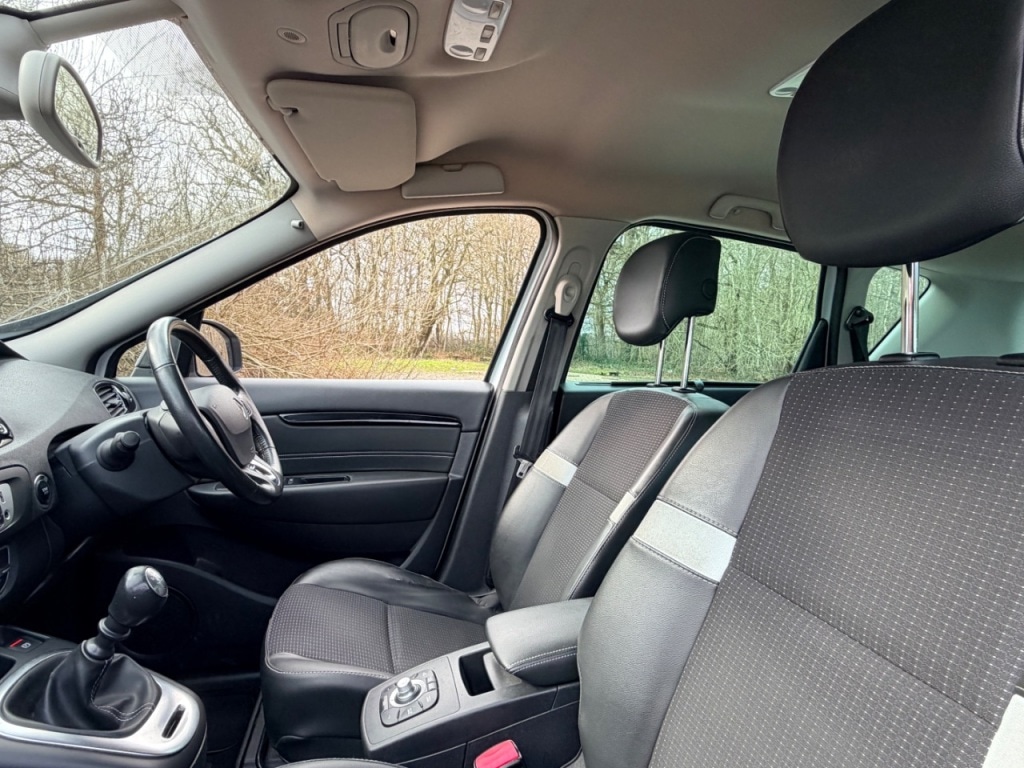 Used Renault Scenic 2015 for sale - 77241463: Photo 10