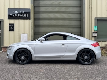 Used Audi TT 2010 for sale - 76603795: Photo