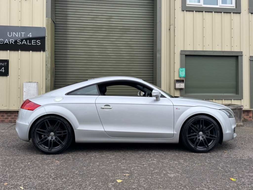 Used Audi TT 2010 for sale - 76603795: Photo 6