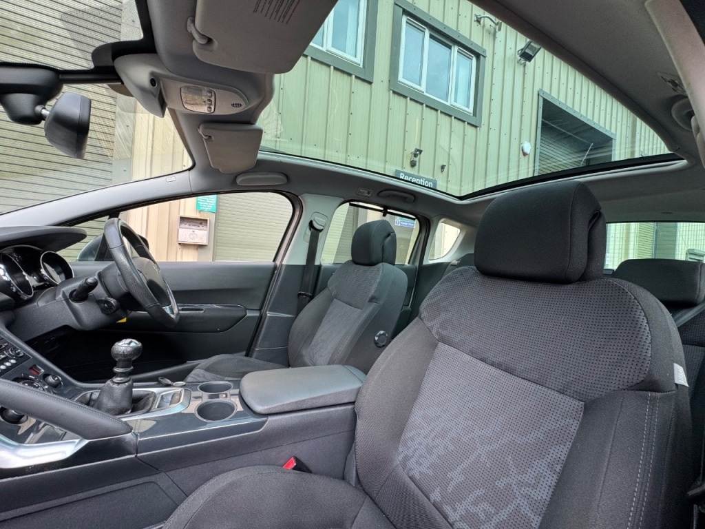 Used Peugeot 3008 2011 for sale - 76405768: Photo 11