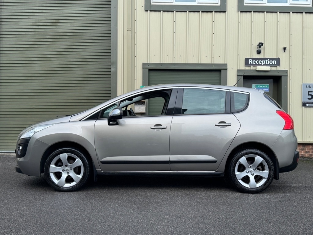 Used Peugeot 3008 2011 for sale - 76405768: Photo 2