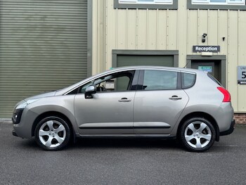 Used Peugeot 3008 2011 for sale - 76405768: Photo