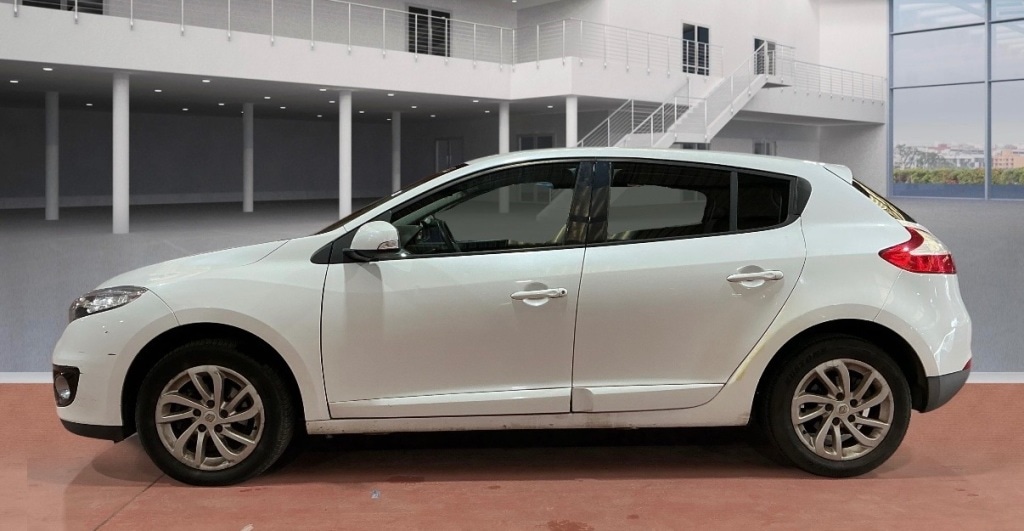 Used Renault Megane 2012 for sale - 77764089: Photo 5