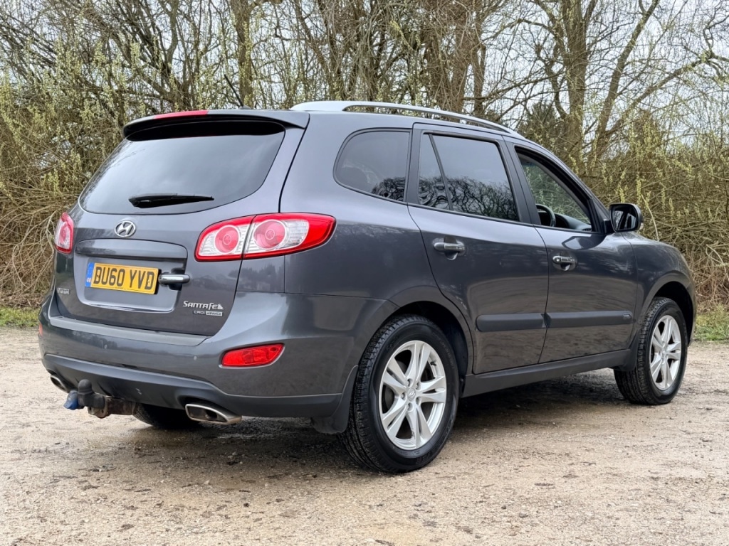 Used Hyundai Santa Fe 2010 for sale - 77533750: Photo 5