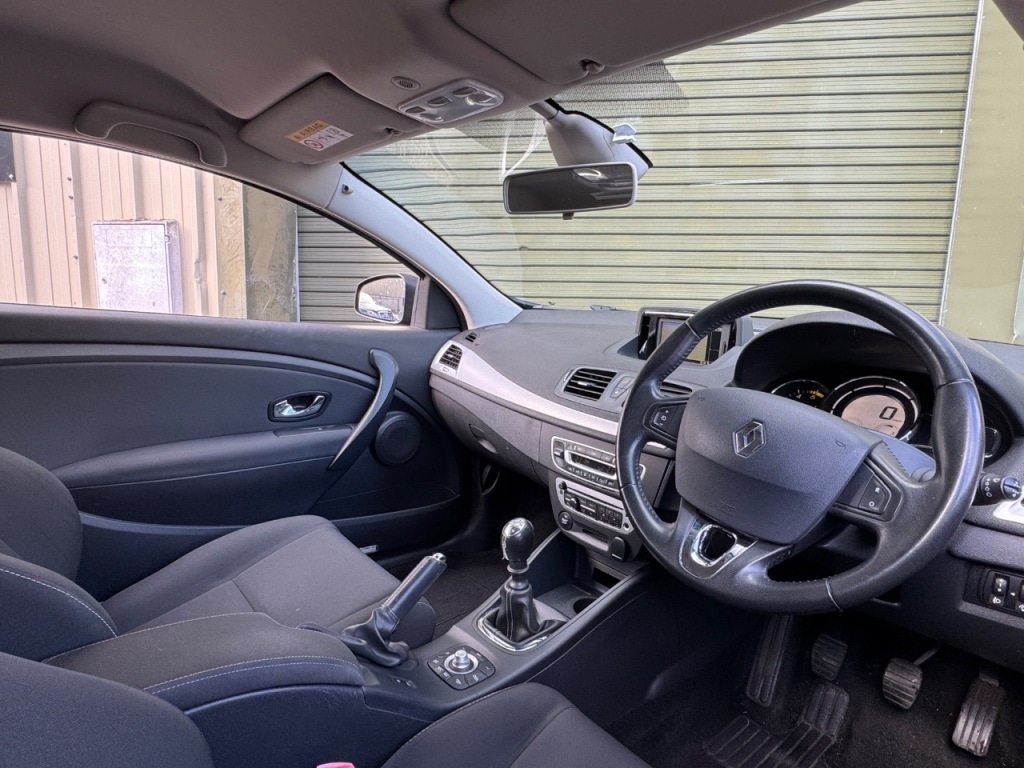 Used Renault Megane 2014 for sale - 76126557: Photo 9