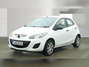 Used Mazda Mazda2 2011 for sale - 79107114: Photo