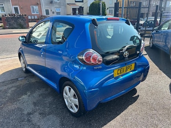 Used Toyota AYGO 2011 for sale - 78817974: Photo