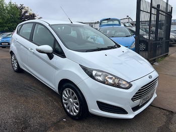 Used Ford Fiesta 2014 for sale - 78817944: Photo