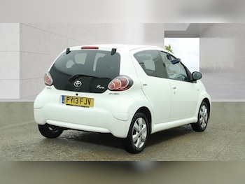 Used Toyota AYGO 2013 for sale - 79018680: Photo