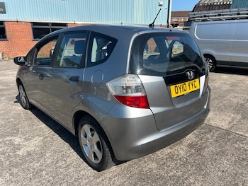 Used Honda Jazz 2010 for sale - 79018714: Photo
