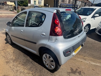 Used Peugeot 107 2013 for sale - 79049242: Photo