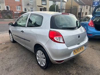 Used Renault Clio 2009 for sale - 78817973: Photo