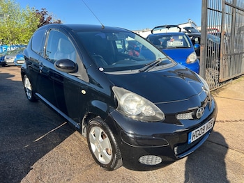 Used Toyota AYGO 2009 for sale - 78817952: Photo