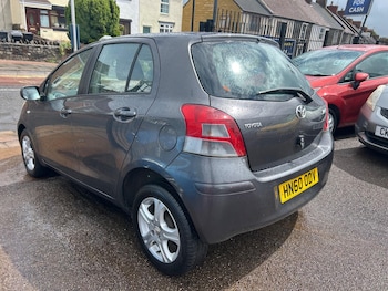 Used Toyota Yaris 2010 for sale - 78817946: Photo